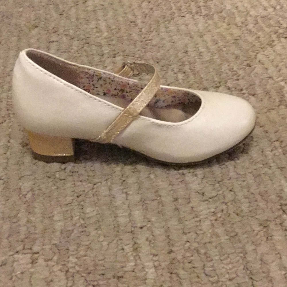 Toddlers dress up shoes